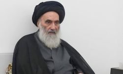 أحدث صورة للسيد علي السيستاني خلال استقباله الزائرين